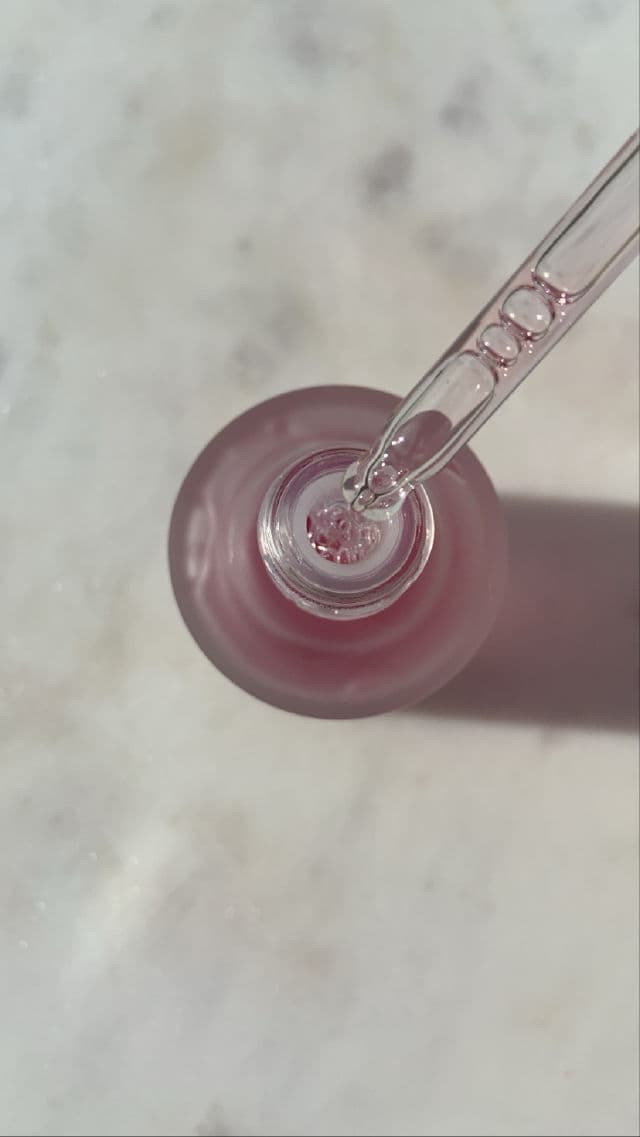 Bellflower Hibiscus Anti Aging Serum review photo by maddieinlondon11