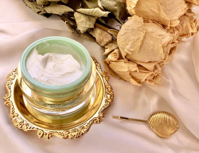NEOGEN Vita Duo Joan Day Cream review photo by maddysbeautytalk
