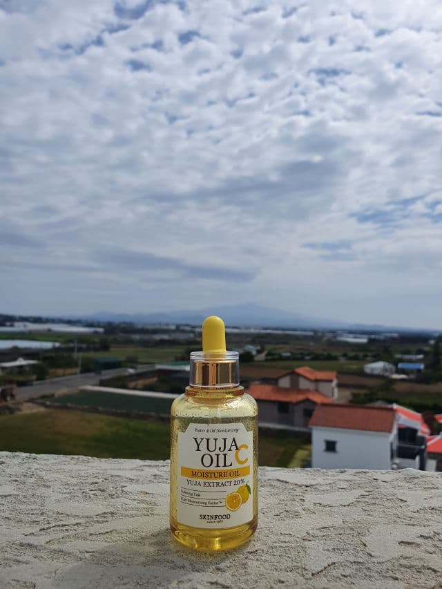 SKINFOOD Yuja Water C Whitening Ampoule in Serum review photo by marimpar