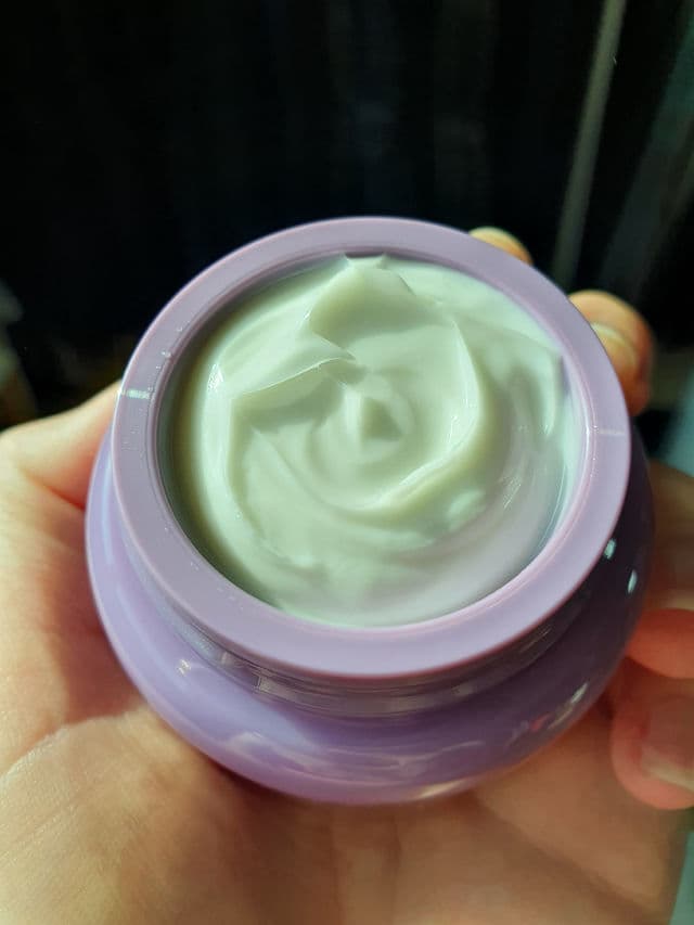 INNISFREE Orchid Eye Cream review photo by marimpar