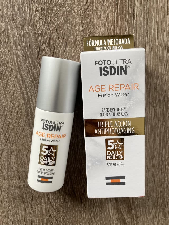 ISDIN FotoUltra Age Repair Fusion Water Texture SPF 50 review photo by marina4ever