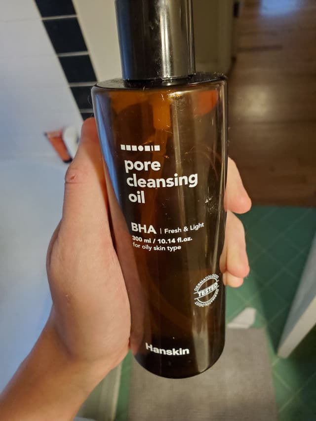 HANSKIN Pore Cleansing Oil BHA review photo by marmarbinks