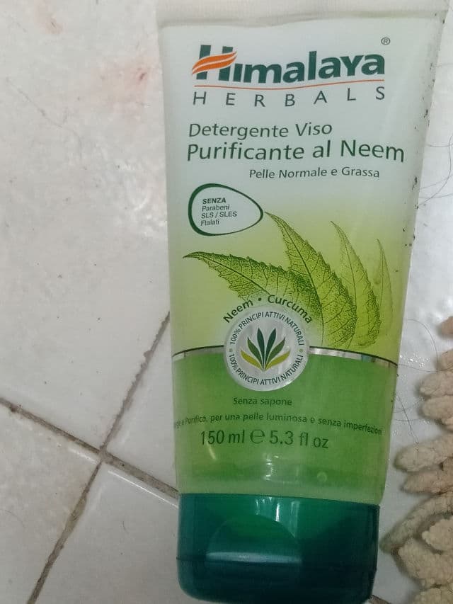 Himalaya Neem Face Wash review photo by maryyyyy