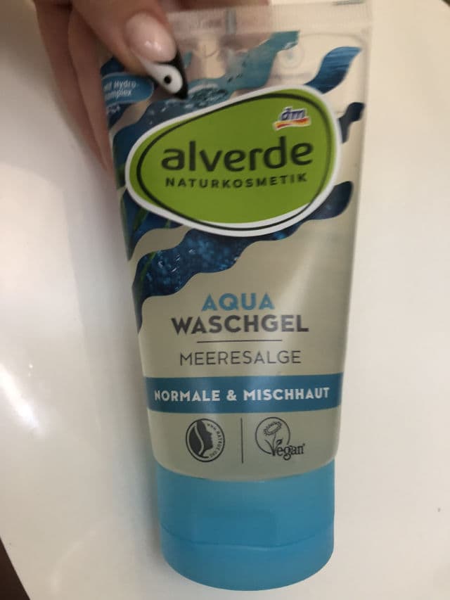 Alverde Naturkosmetik Aqua Hydro Waschgel Meeresalge review photo by mateack
