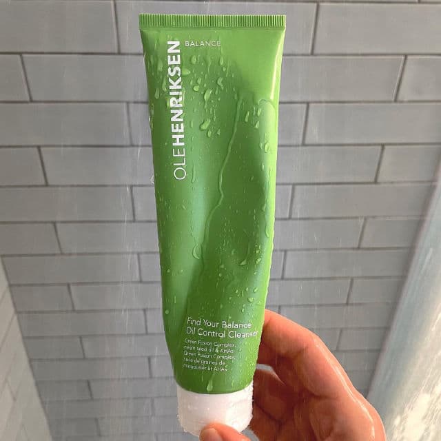 Ole Henriksen Find Your Balance Oil Control Cleanser review photo by melissab