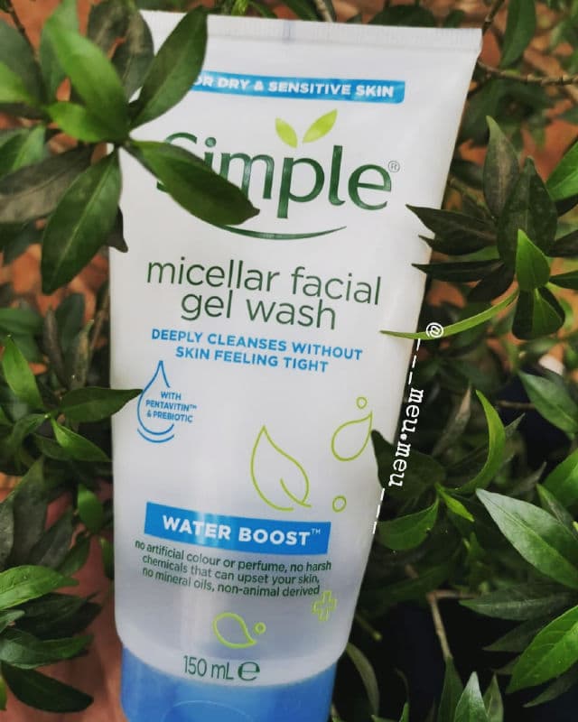 Simple Water Boost Micellar Facial Gel Wash review photo by meumeu