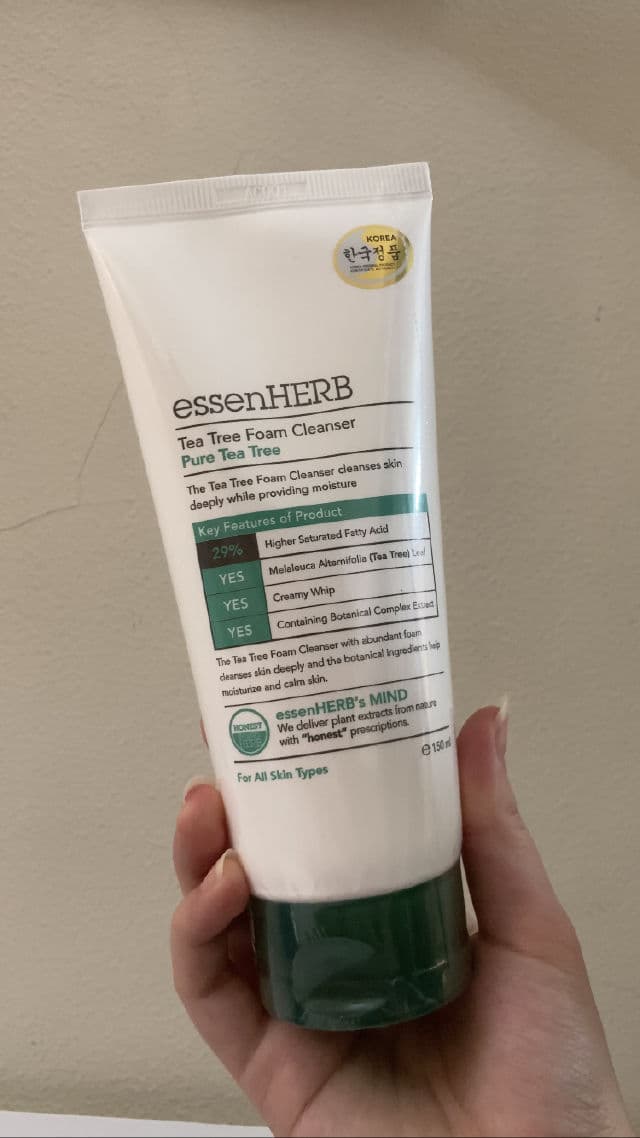 essenHERB Tea Tree Foam Cleanser review photo by micheel