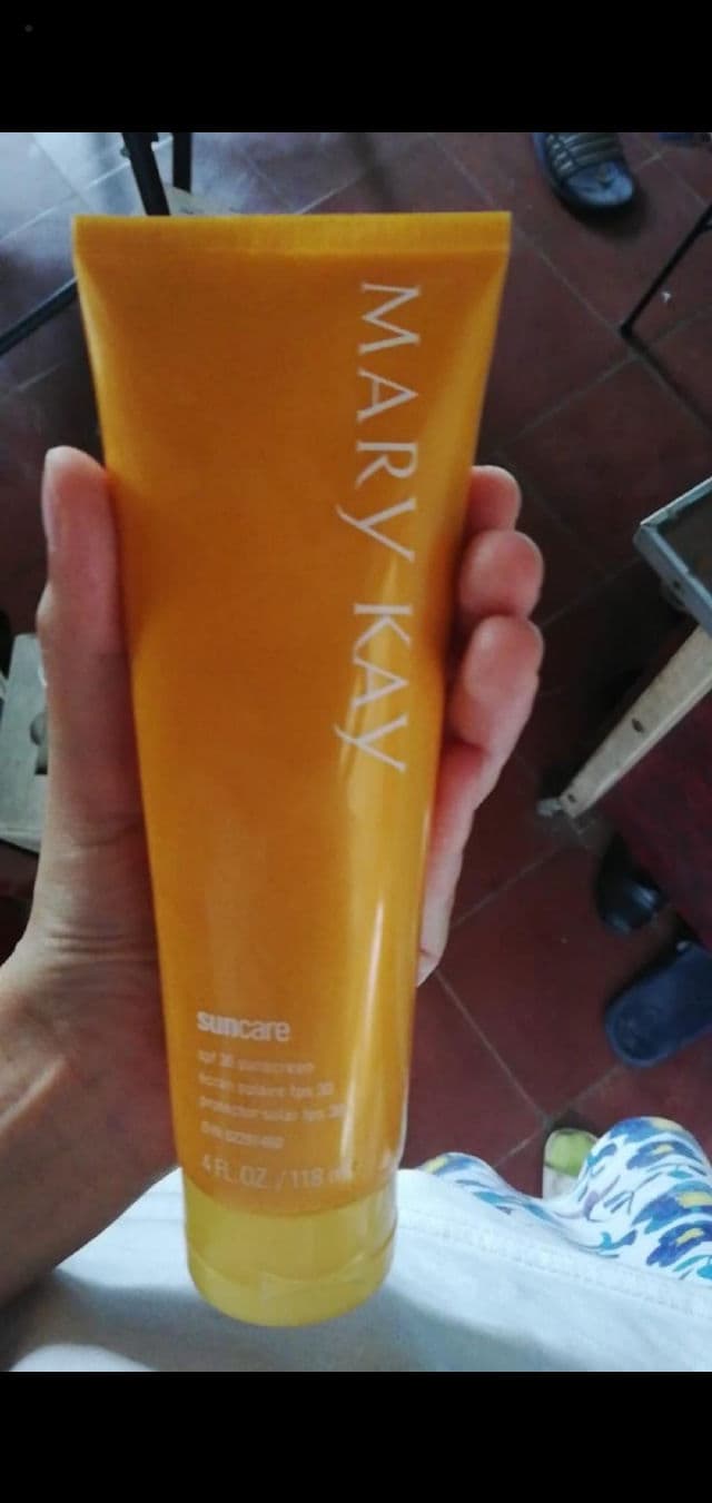 Mary Kay Sunscreen Broad Spectrum SPF 50 review photo by mimidi