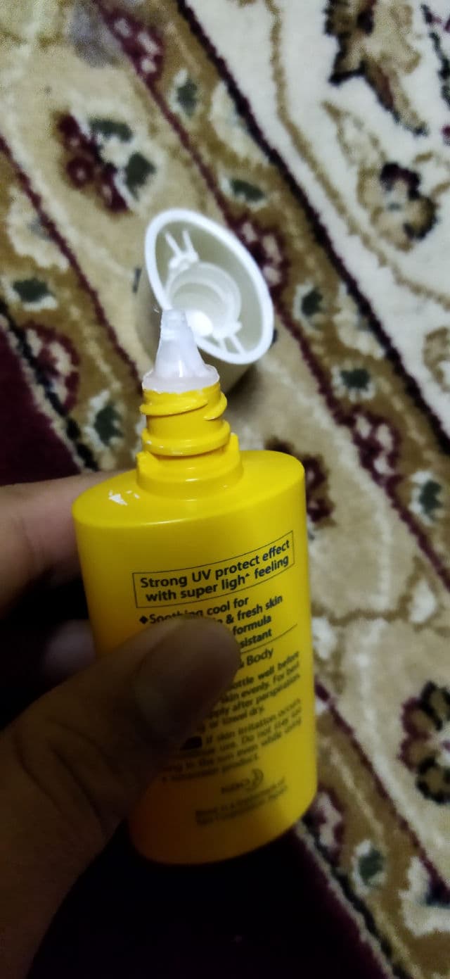 Biore UV Sunscreen Perfect Protect Milk Cool SPF50+ PA+++ review photo by askinsofr 