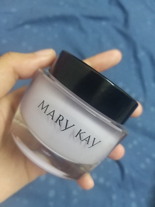 Mary Kay Oil-Free Hydrating Gel review photo by missdonothing