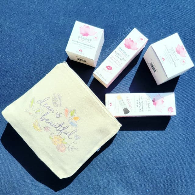 derma e Essentials Sun Protection Mineral Powder SPF 30 review photo by missportia928