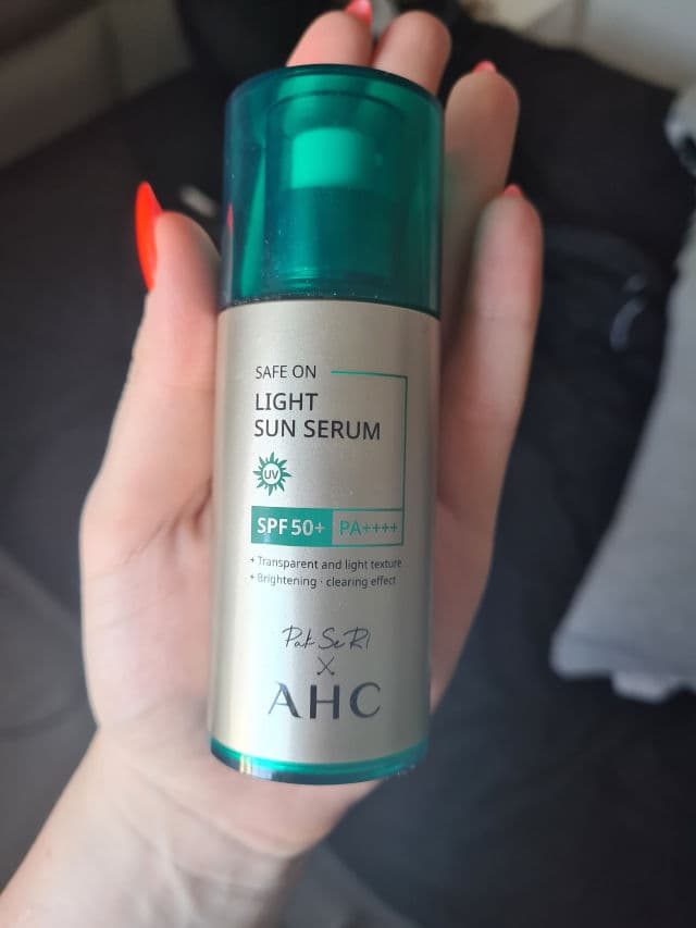 AHC Safe On Light Sun Serum SPF 50+ PA++++ review photo by MoranG
