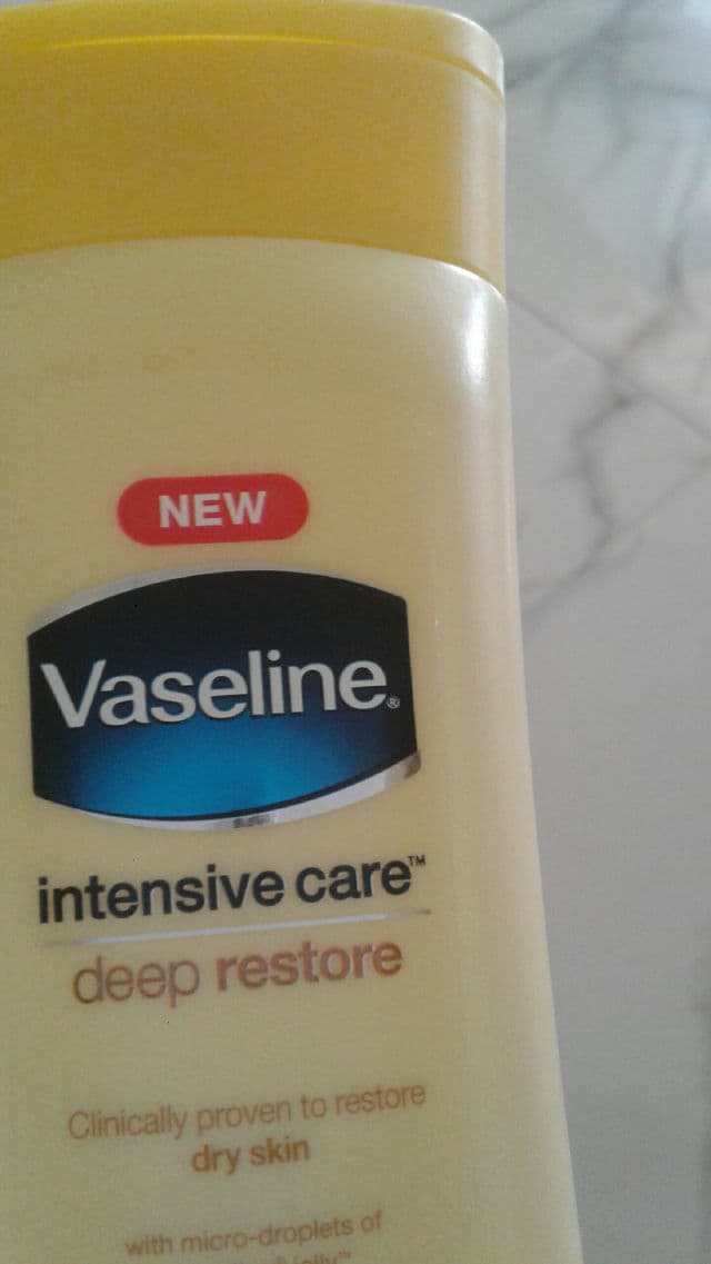 Vaseline Intensive Care™ Essential Healing Lotion review photo by Skincarehaircare18