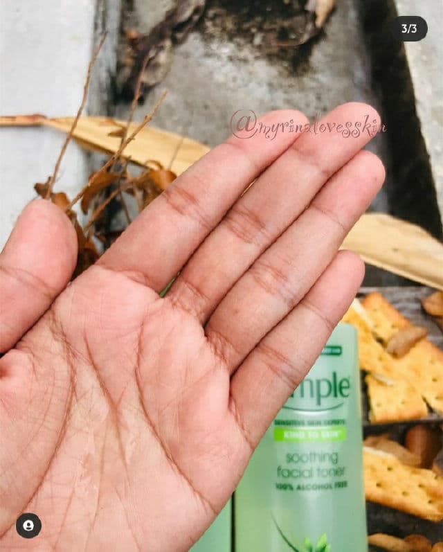 Simple Soothing Facial Toner review photo by myrinA
