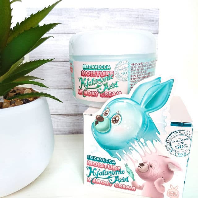 ELIZAVECCA Moisture Hyaluronic Acid Memory Cream review photo by myshkabeauty
