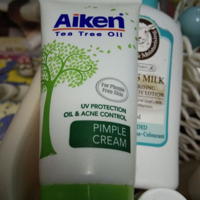 Aiken Pimple Cream review photo by myskinbeautydiary
