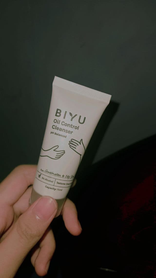 Biyu Oil Control Cleanser review photo by nabillah