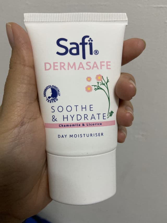 Safi Dermasafe Soothe & Hydrate Day Moisturizer review photo by nadiasazwani