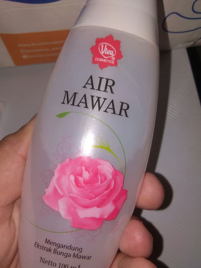 Viva Cosmetics Air Mawar review photo by marccaphini