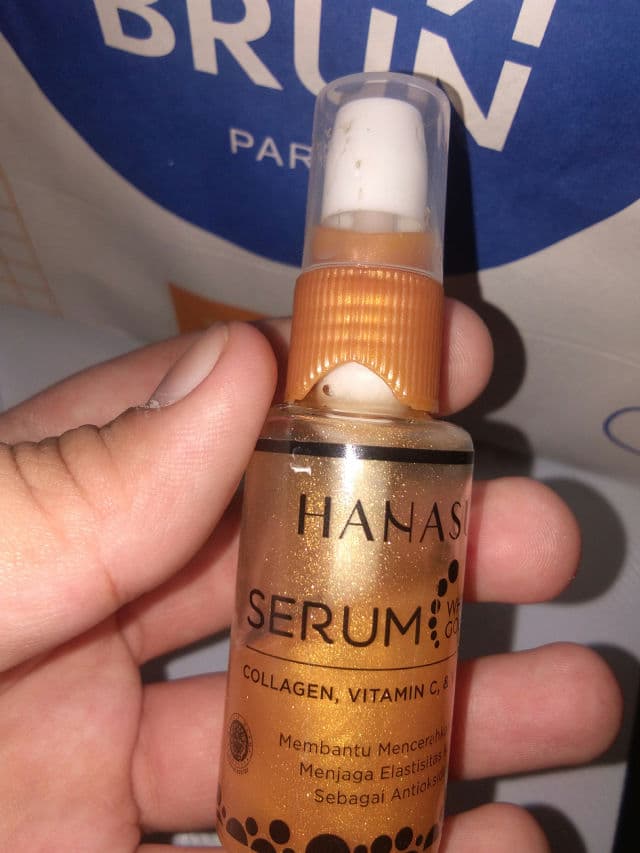 Hanasui Cosmetics Whitening Gold Serum review photo by marccaphini