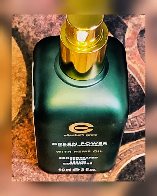 Elizabeth Grant Green Power with Hemp Seed Oil Concentrated Serum review photo by nerdaboutskin