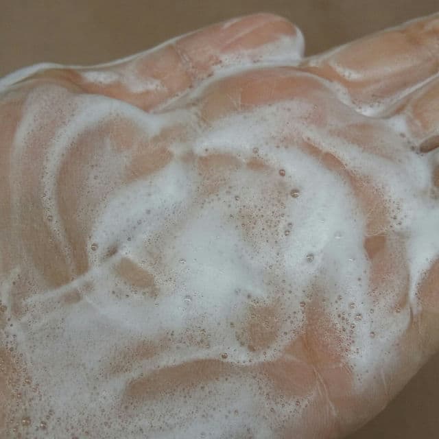Althea Contour Cleanser review photo by niahanamide