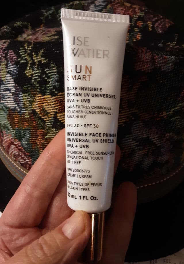 Lise Watier Sun Smart Universal UV Shield SPF 30 review photo by nicolletiti