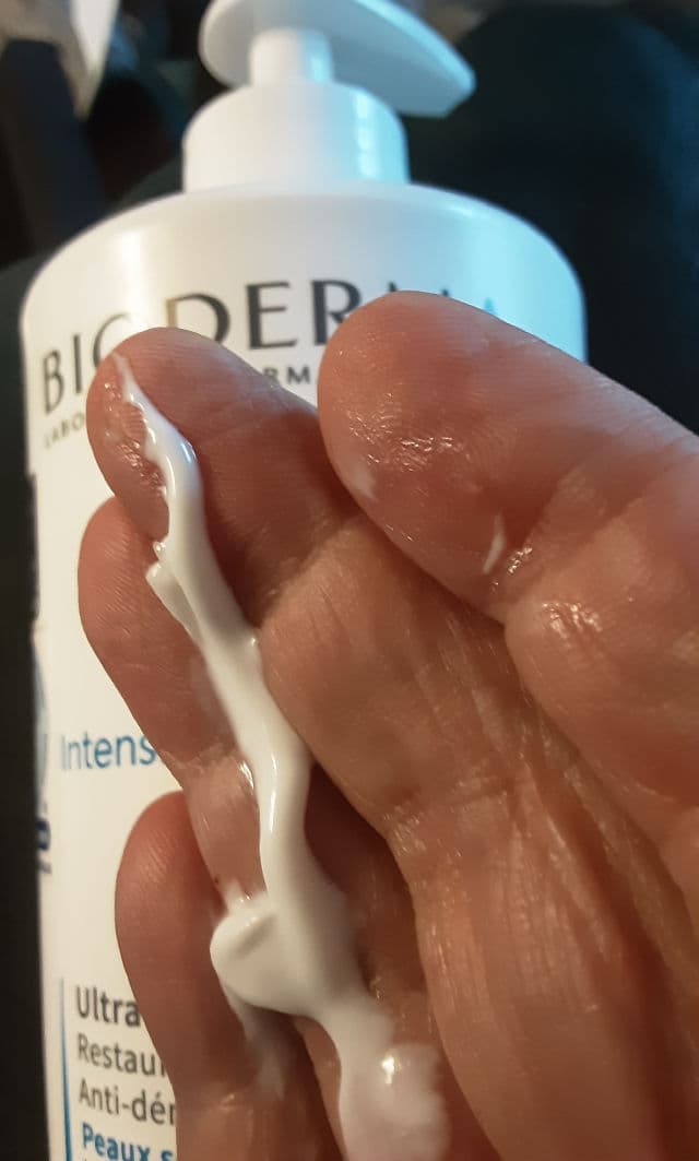 Bioderma Atoderm Intensive Baume review photo by nicolletiti