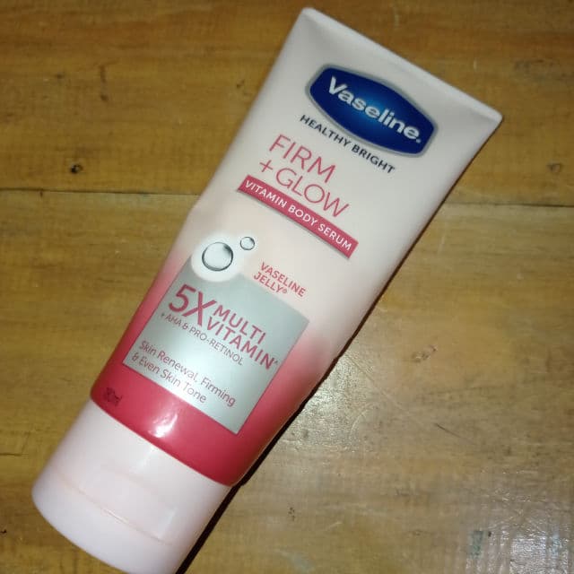 Vaseline Healthy Bright Vitamin Body Serum Firm Glow review photo by nini908