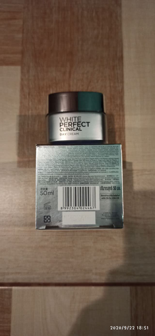 L'Oreal Paris White Perfect Clinical Day Cream SPF 19 PA++ review photo by nitaboniet