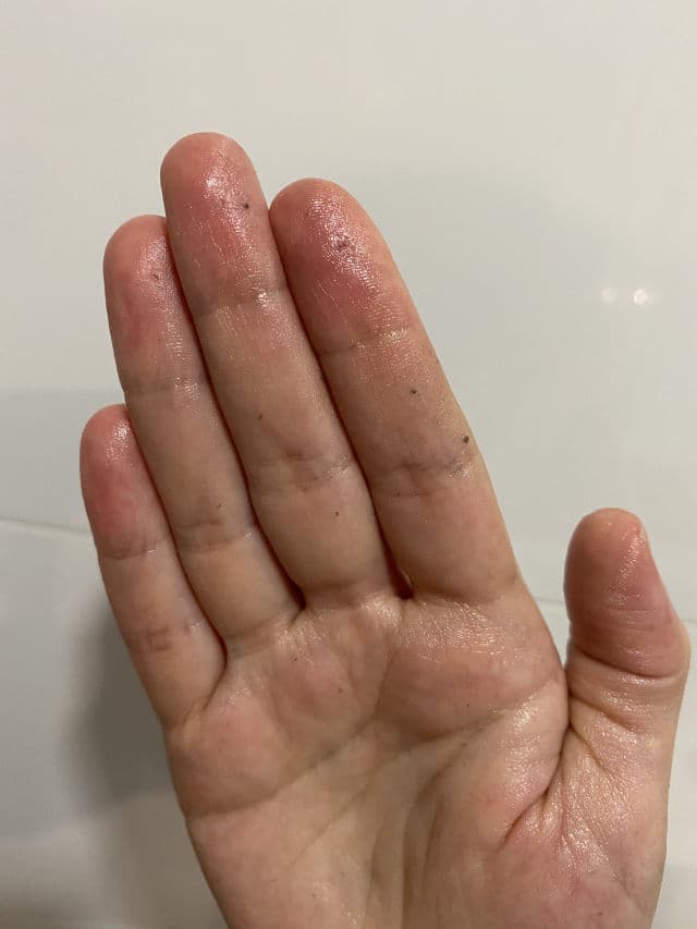 Radiant Seoul Balancing Charcoal Cleansing Oil review photo by nurg