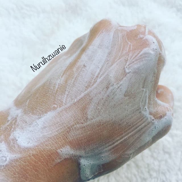 Barulab Black Clay Cleansing Foam review photo by nurulhzwanie