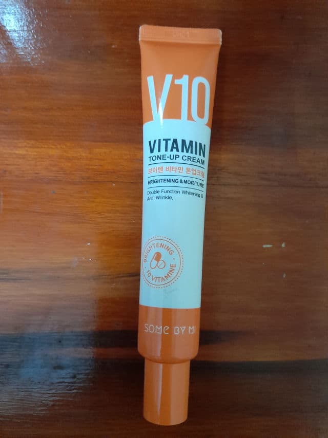 Some By Mi V10 Vitamin Tone-Up Cream review photo by obsessedBELLE
