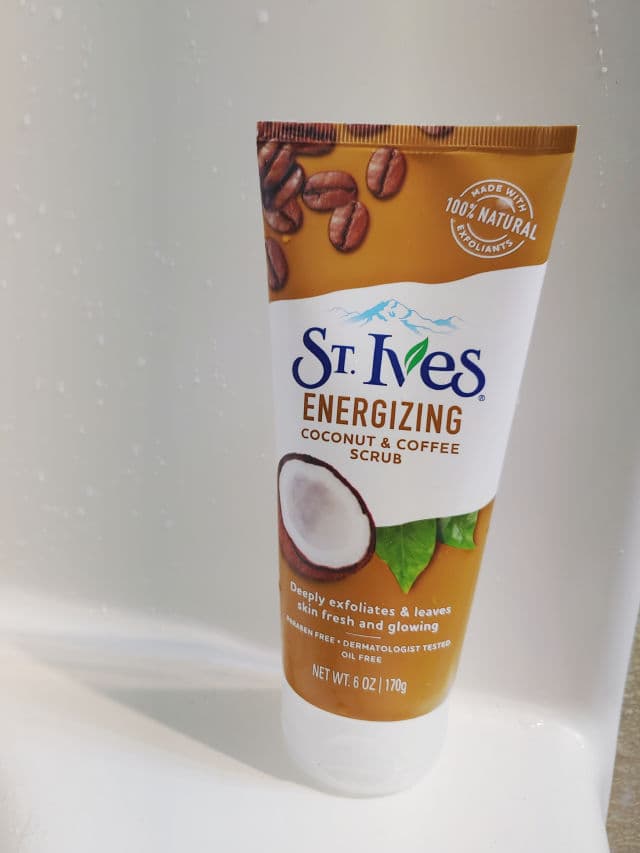 St. Ives Energizing Coconut & Coffee Face Scrub review photo by Influjessy6
