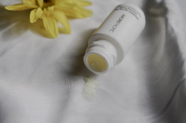 AmorePacific Treatment Enzyme Peel Cleansing Powder review photo by phdew
