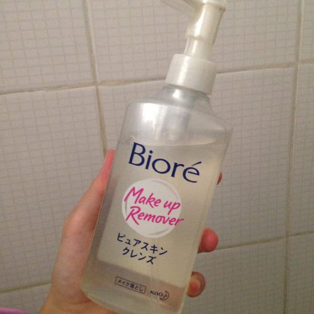 Biore Cleansing Serum review photo by pickthatskincare