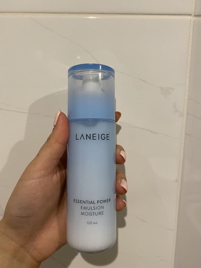 Laneige Ultra Moisture review photo by pickylivvy