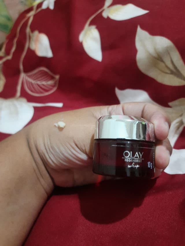 Olay Regenerist Whip Face Moisturizer review photo by pratiwirulinny