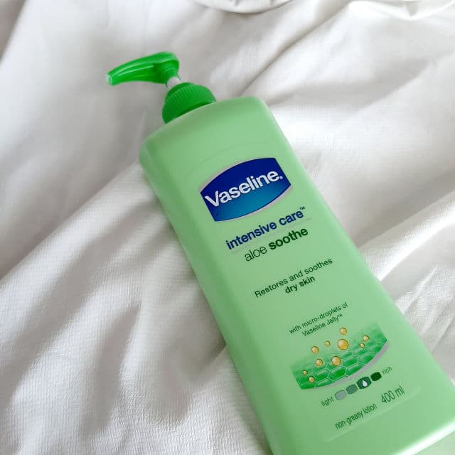 Vaseline Intensive Care Aloe Soothe Lotion review photo by pristine