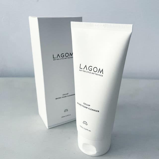 Lagom Cellup Micro Foam Cleanser review photo by pristine