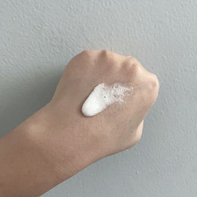 Lagom Cellup Micro Foam Cleanser review photo by pristine