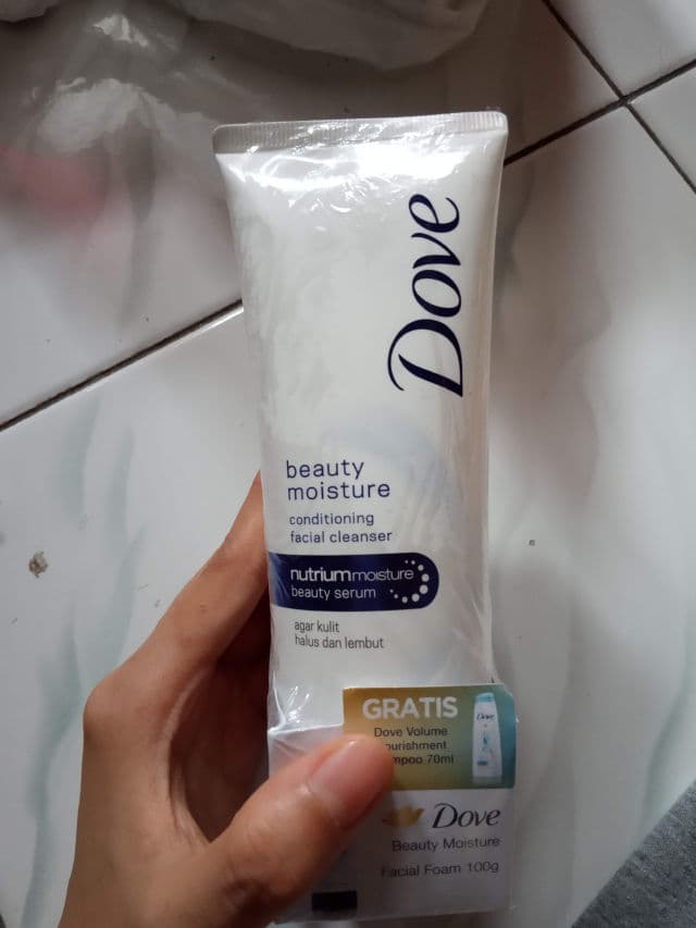 Dove Beauty Moisture Facial Foam review photo by puwul