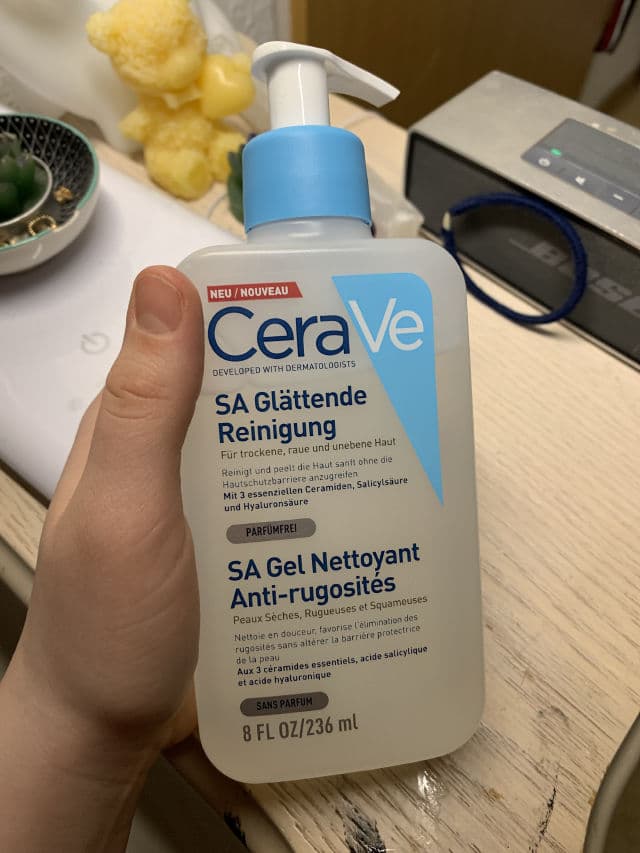 CeraVe SA Smoothing Cleanser review photo by rainydaysinfebruary