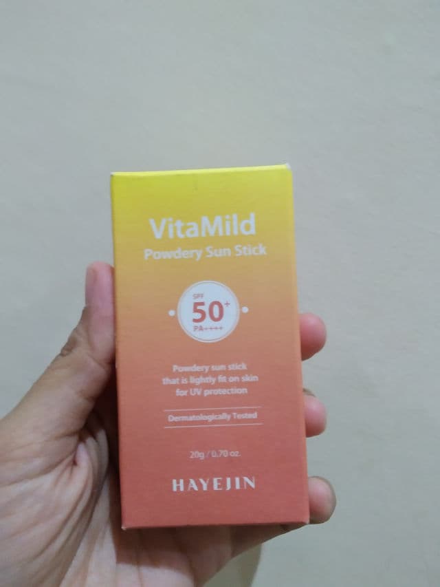 HAYEJIN VitaMild Powdery Sun Stick SPF50+ PA++++ review photo by rangermerah