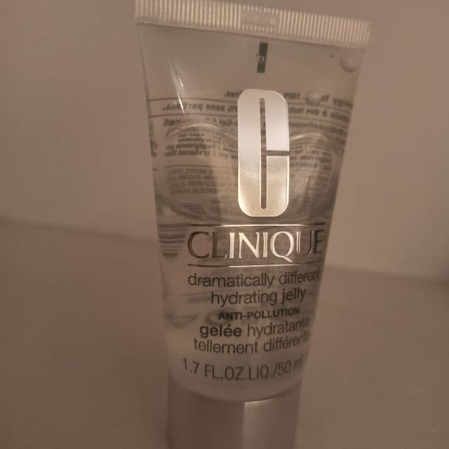 Clinique Dramatically Different Hydrating Jelly review photo by raque