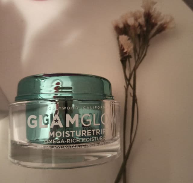 GlamGlow Moisturetrip Omega-Rich Face Moisturizer review photo by raque
