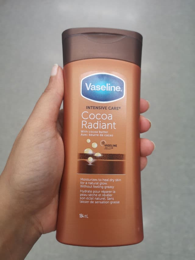 Vaseline Intensive Care Cocoa Radiant Lotion review photo by rashi1101