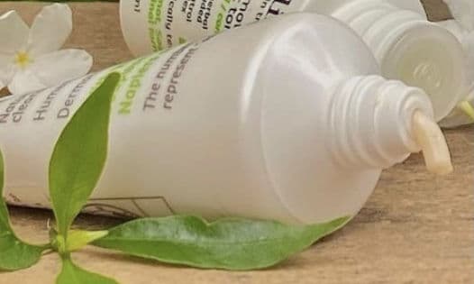 belif Creamy cleansing foam moist review photo by riyaarolkar