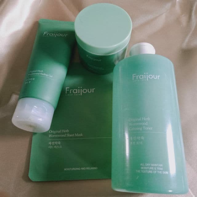 Fraijour Original Herb Wormwood Calming Toner review photo by rizkacika