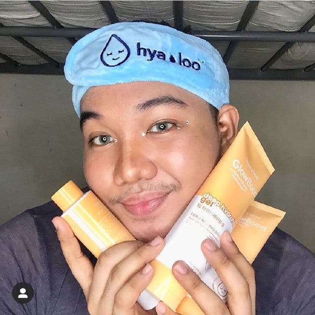 Hyaloo Glow Boost Foam Wash review photo by roayieofficial